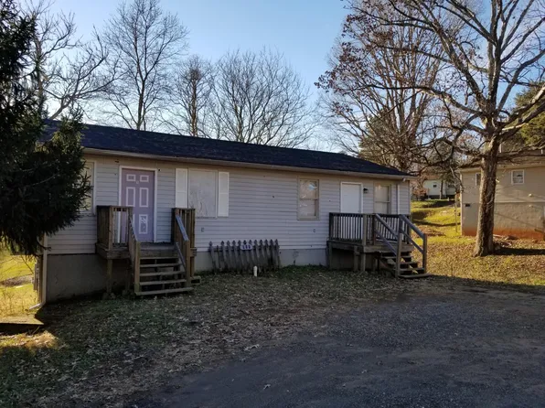 711 Mica St, Martinsville, VA 24112