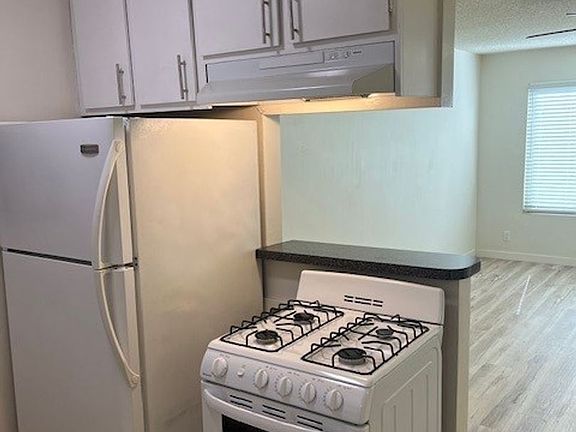 4th image of 3747 S Sepulveda Blvd APT 11