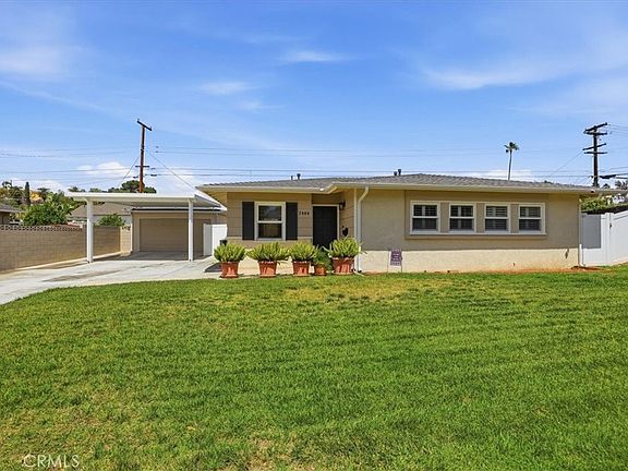 3rd image of 2909 Pecos Way