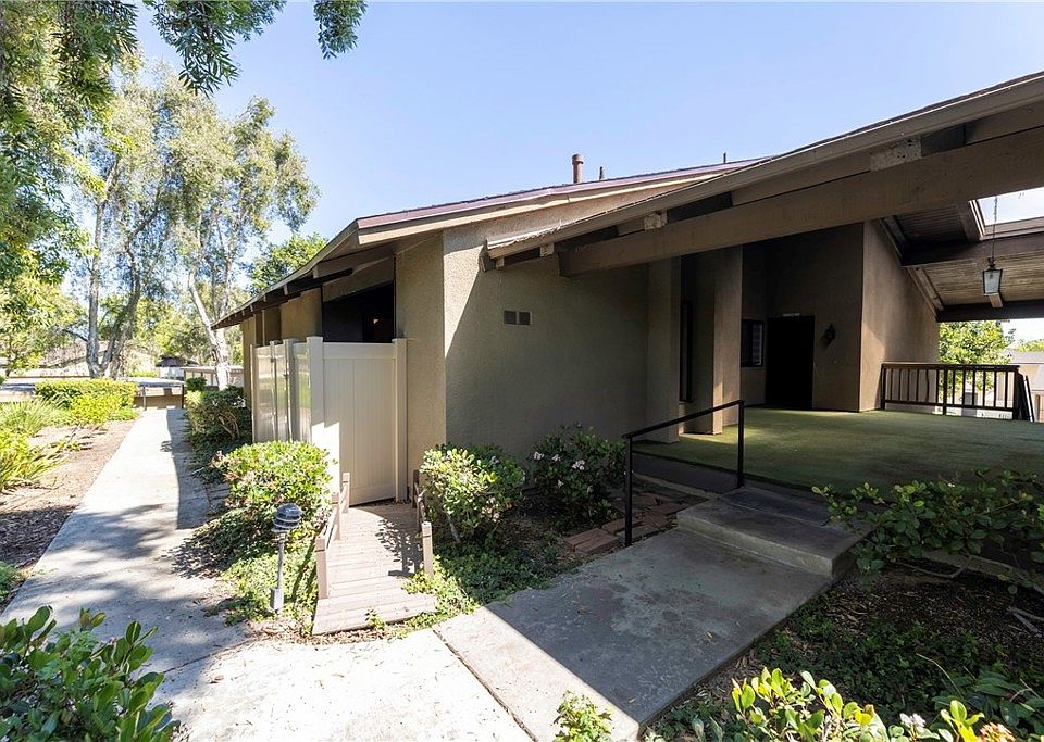 1st image of 15942 Alta Vista Dr Unit D