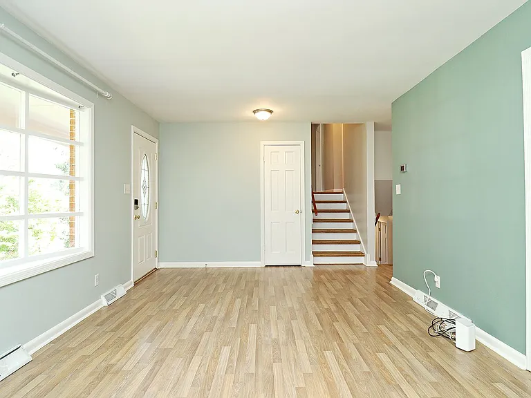 2412 Commonwealth Dr #A — Photo 4