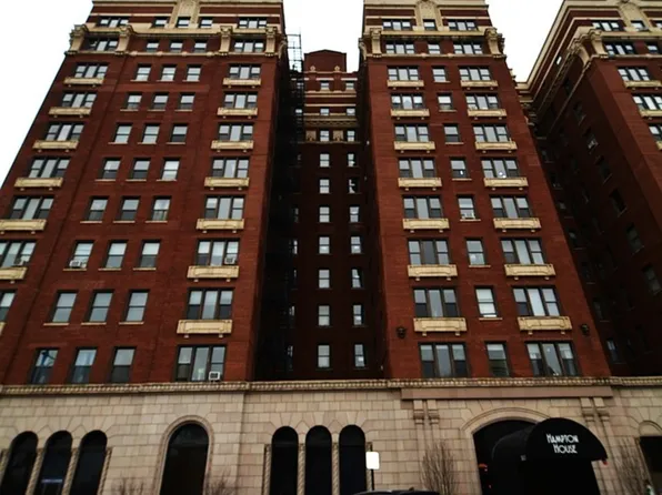 5300 S Shore Dr APT 65, Chicago, IL 60615