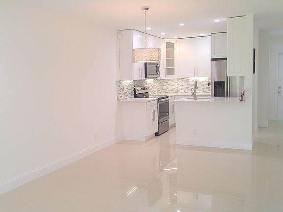 4th image of 5138 Glencove Ln