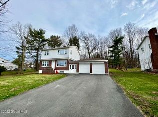 10 Winthrop Ave, Latham, NY 12110