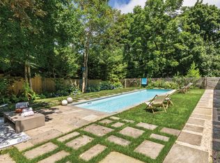 39 Floyd St, East Hampton, NY 11937