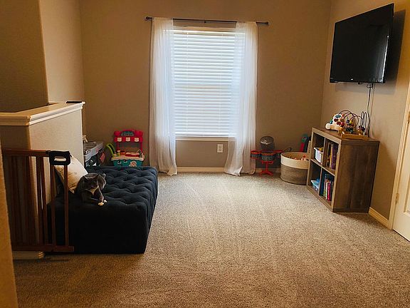 2nd image of 2401 Waterwood Ln