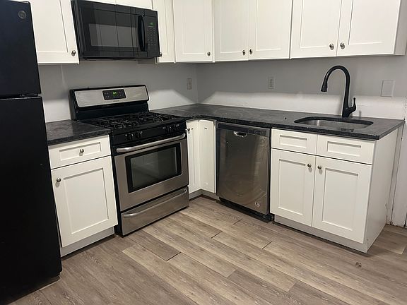 3rd image of 3511 Indian Queen Ln APT 1