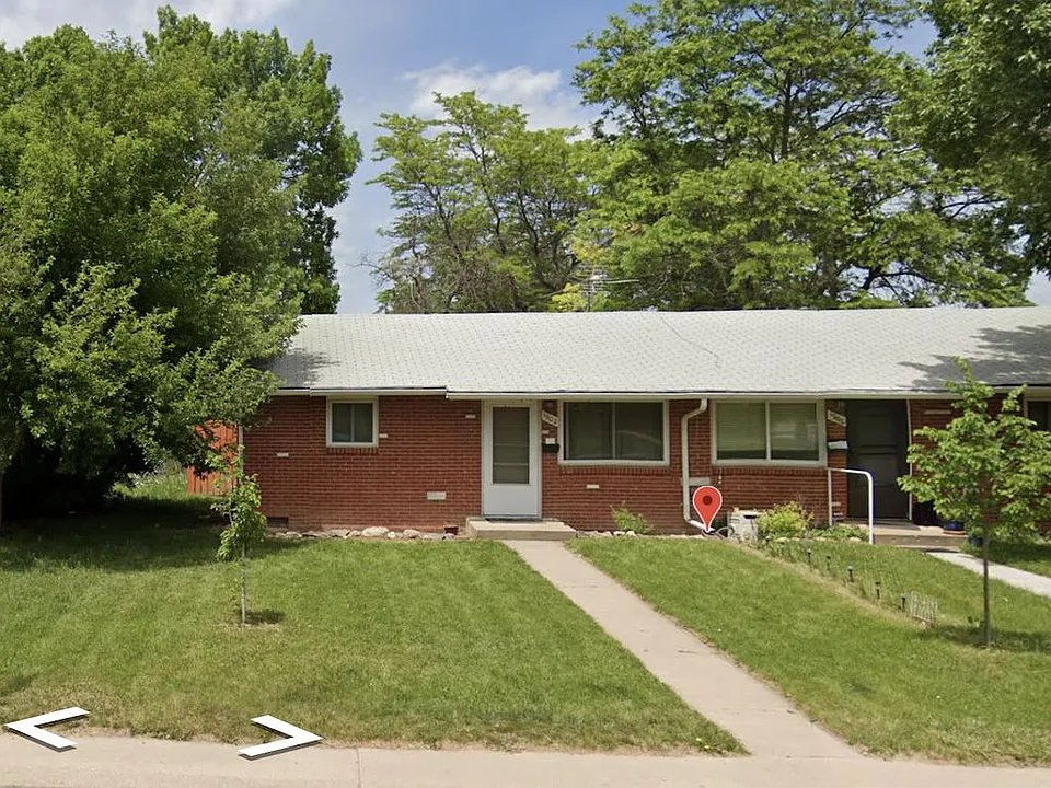 1902 Oakwood Dr