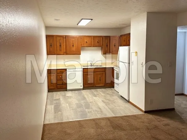 4915 Huntington Ave APT 2, Lincoln, NE 68504