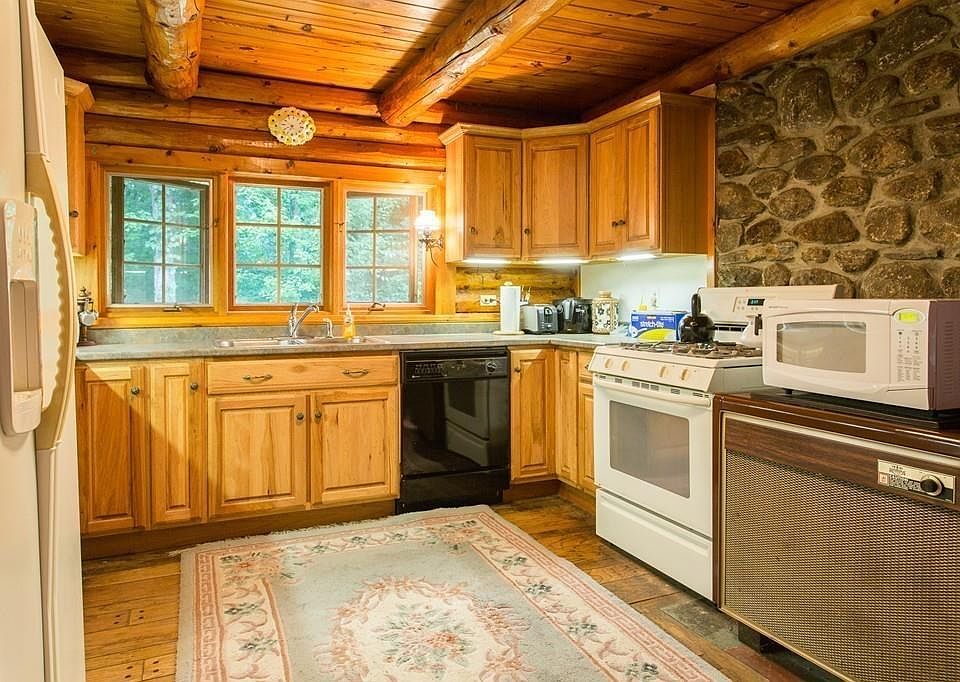 55 Foster Hill Rd, West Brookfield, MA 01585 Zillow