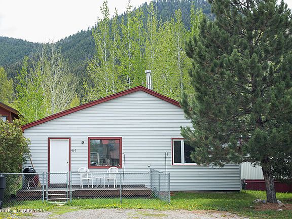5th image of 610 E Hall Ave