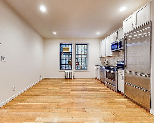 2nd image of 315 W 115th St #Afl2