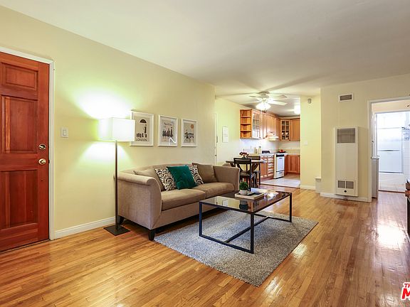 3rd image of 2910 Arizona Ave APT 7