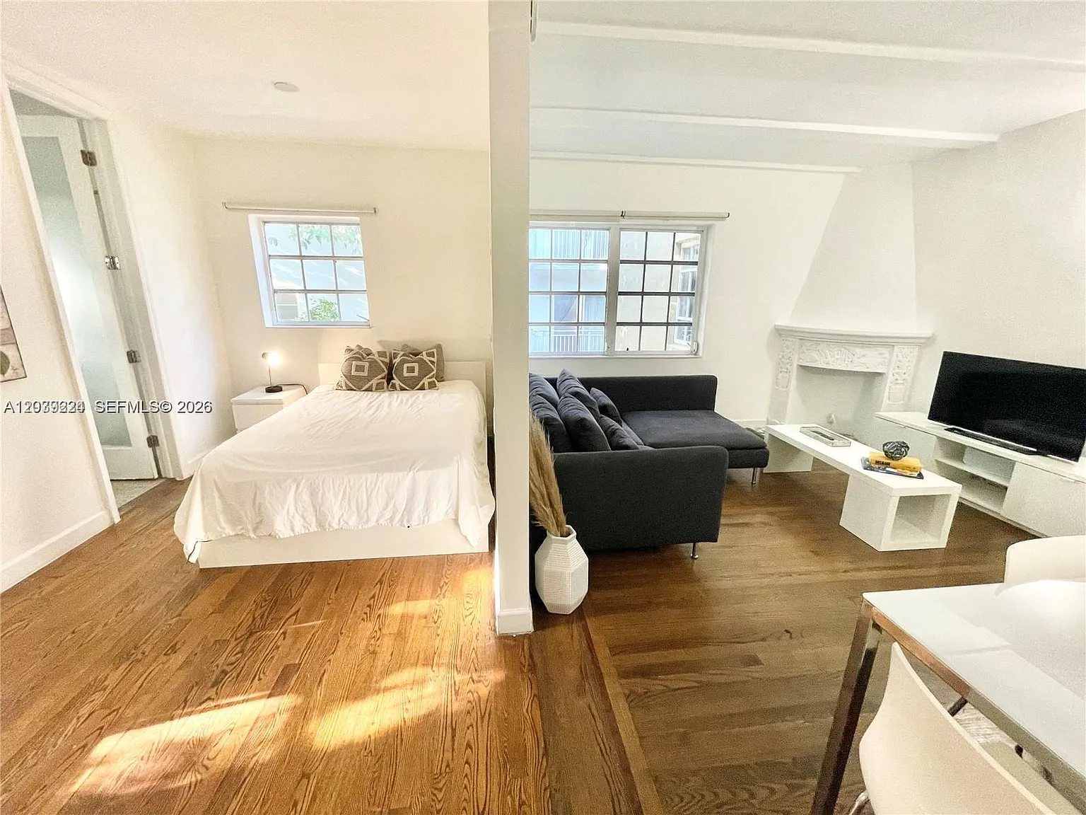 Beachgardens Condo — Photo 4