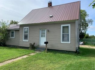 900 March St, Beardstown, IL 62618
