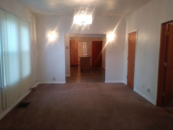 3rd image of 231 155th Pl