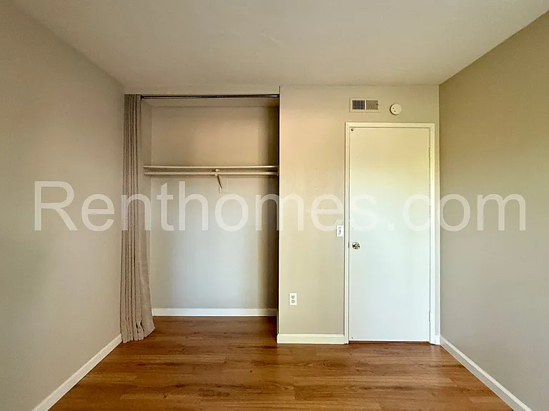 1160 Via Camellia — Photo 15