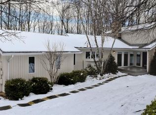 21 Skyline Dr, Sparta, NJ 07871