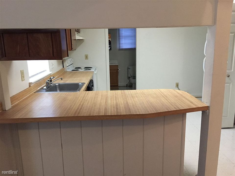 782 breakfast bar