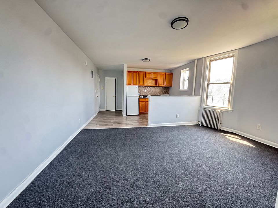 1st image of 159 Warburton Ave #3B