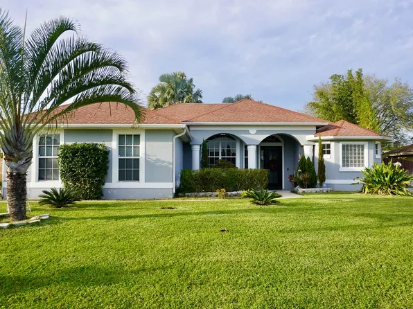 1085 SW Liberty Avenue, Port St Lucie, FL 34953