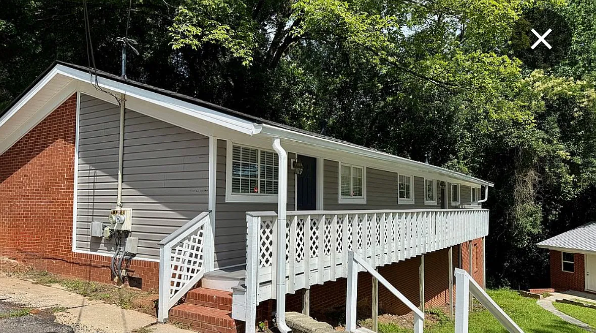 2103 Ingleside Ave — Photo 1