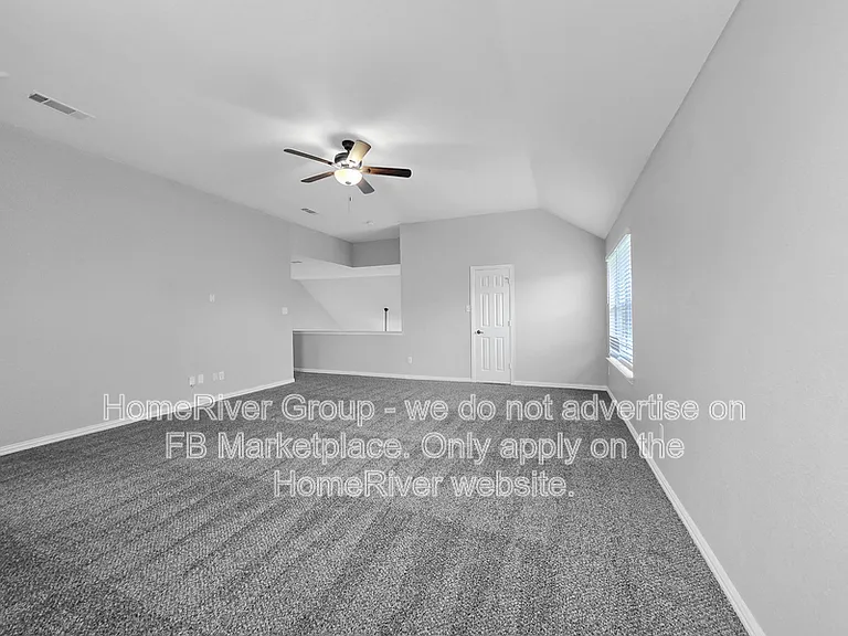 705 Champlain Ct — Photo 12