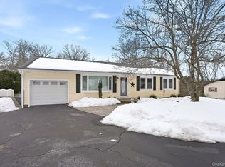 12 Lakeview Road, Carmel, NY 10512