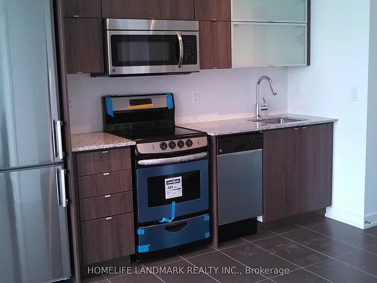 170 Fort York Blvd #1403 — Photo 4