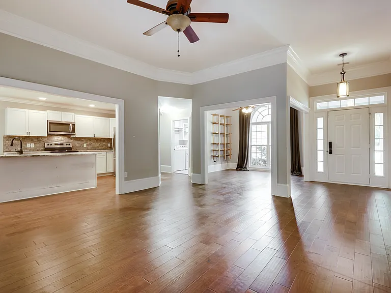 183 Oak Meadows Dr — Photo 24