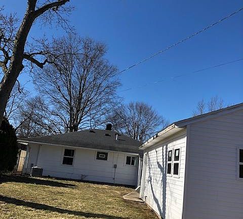 3rd image of 508 Chamberlin Dr