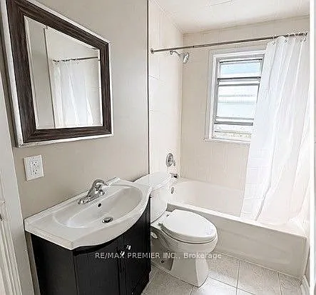 21 Aura Lea Blvd — Photo 14