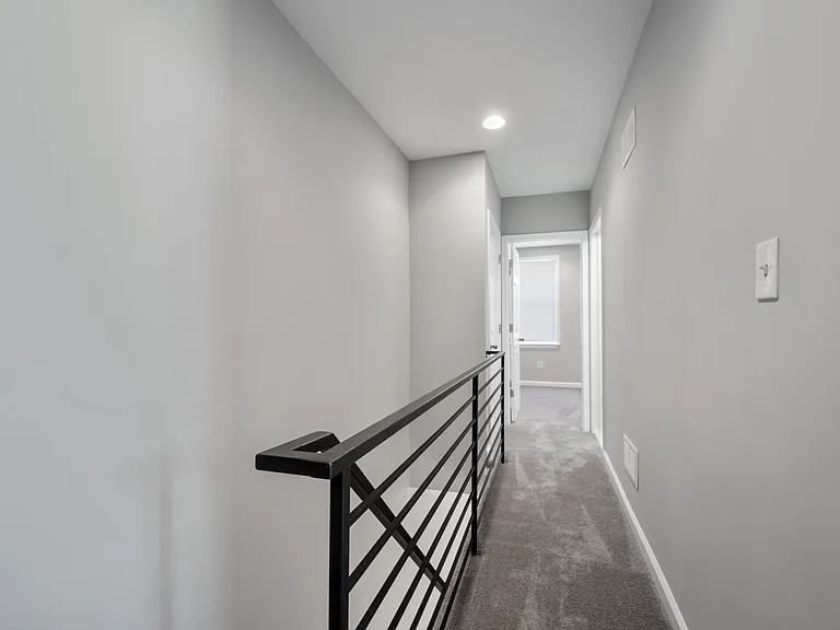 1451 N Dover St — Photo 14