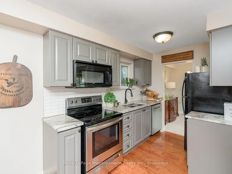 784 Graham Bell Ct — Photo 8