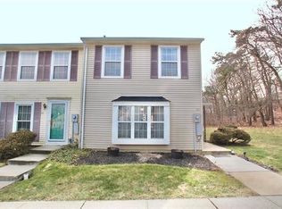 25 Byrnes Ln E, Sayreville, NJ 08872