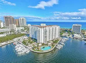 1 Las Olas Cir #313 — Photo 43