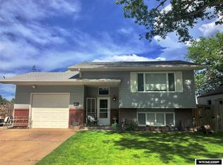1155 Washington St, Douglas, WY 82633