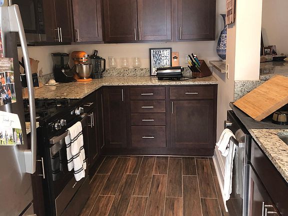 3rd image of 2609 Fremont Ave S APT 12