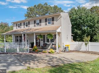 869 Bentwillow Dr, Glen Burnie, MD 21061