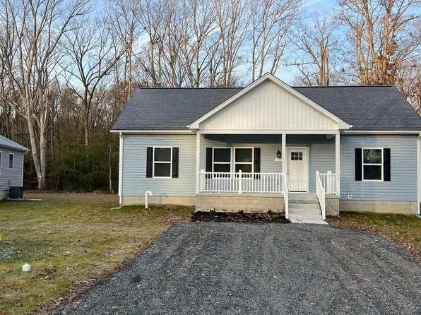 14 Azalea Way, Colonial Beach, VA 22443