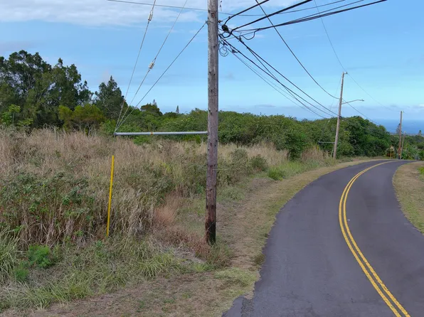 94-5850 Waa Pl, Naalehu, HI 96772