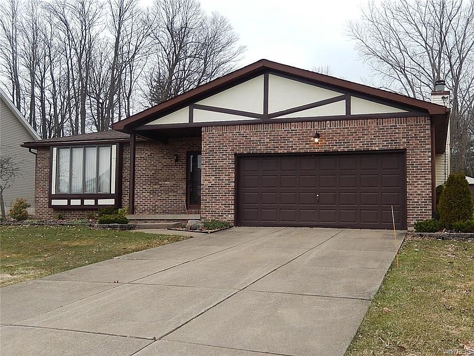 1st image of 4924 McKinley Pkwy