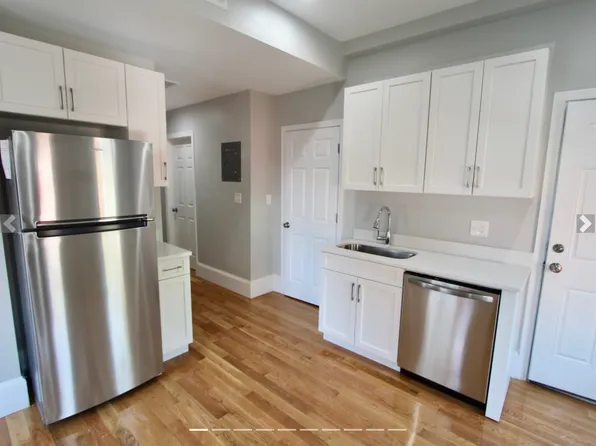 460 Saratoga St #2L, Boston, MA 02128