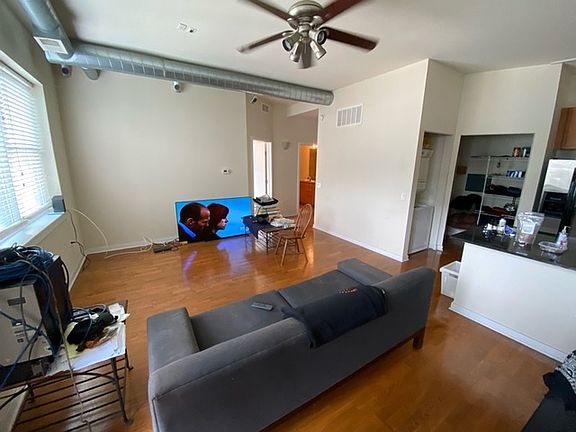 5th image of 873 N Larrabee St APT 709