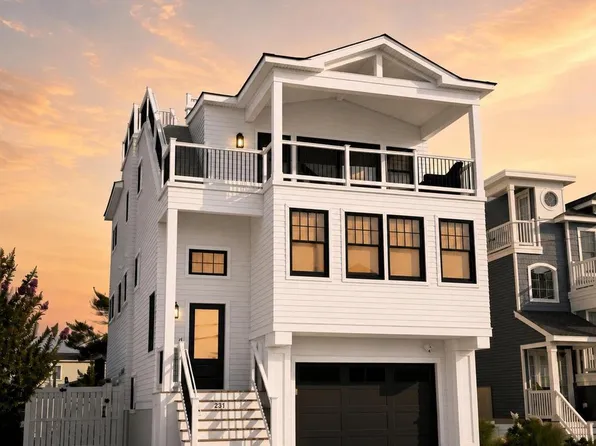 274 N 15th St, Beach Haven, NJ 08008