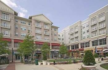 2nd image of 900 Army Navy Dr APT 1225