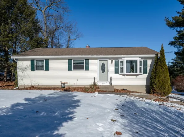 145 Westwood Drive, Nashua, NH 03062