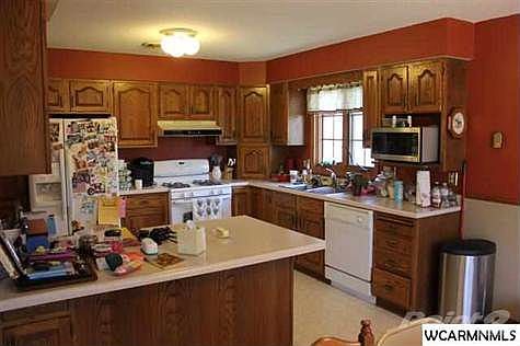 4th image of 204 Driftwood Ln