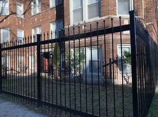 7659 S Essex Ave APT 2, Chicago, IL 60649