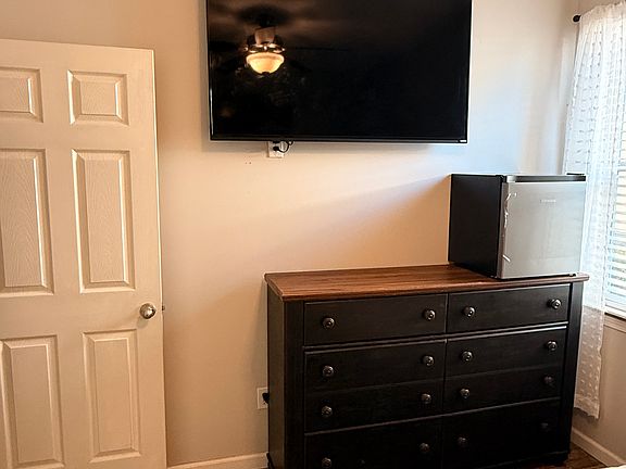 4th image of 452 Sanctuary Dr #1